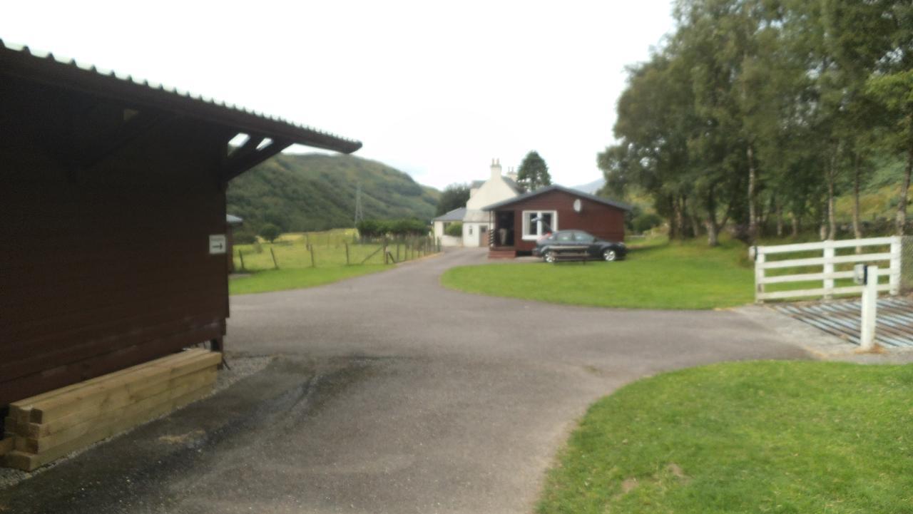 Lamont Chalet Self Catering Holiday Homes Creagmhor Glenelg Iv408La Exteriér fotografie